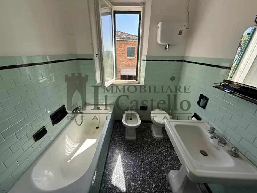 Immagine 22 di Casa indipendente in vendita  in Via Nazionale a Castiglione Del Lago