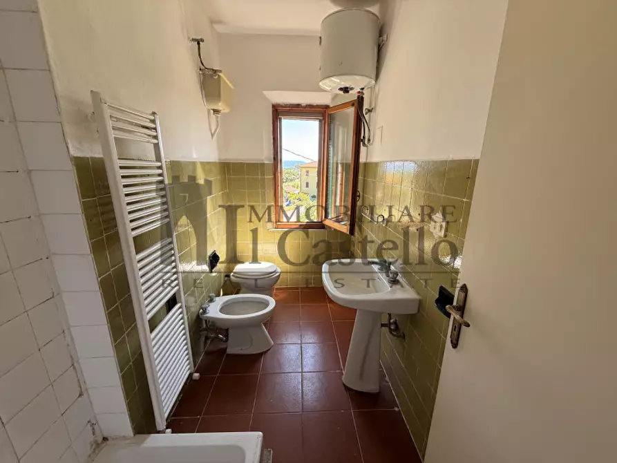 Immagine 54 di Casa indipendente in vendita  in Via Nazionale a Castiglione Del Lago