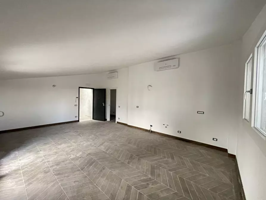 Immagine 2 di Appartamento in vendita  a Suzzara