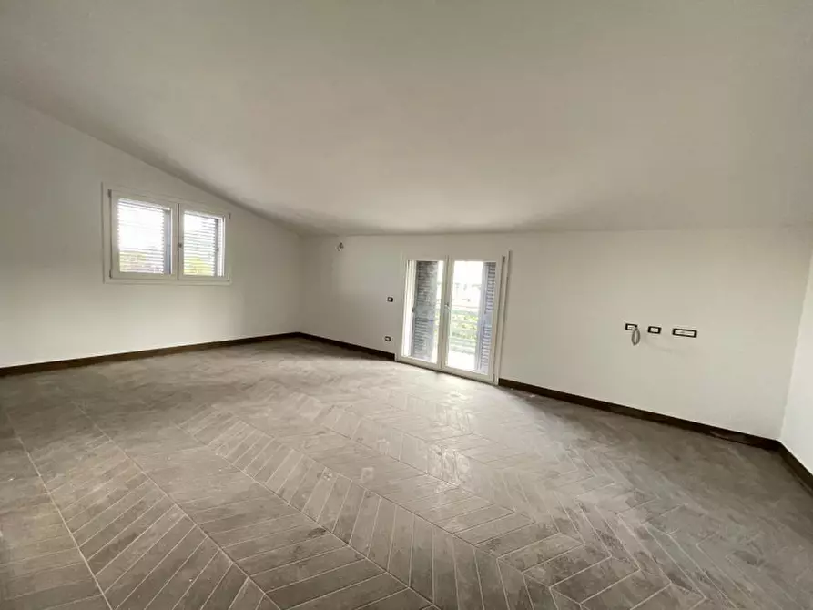 Immagine 4 di Appartamento in vendita  a Suzzara