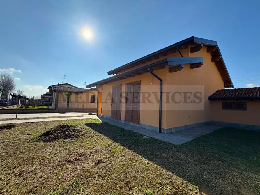 Immagine 7 di Villa in vendita  in via Roma n° 35 a Gropello Cairoli