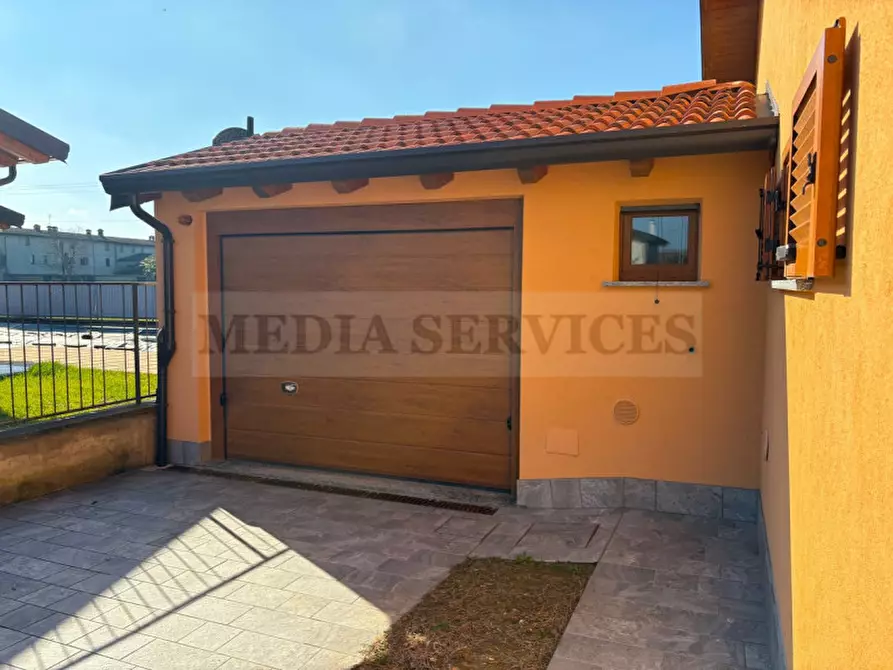 Immagine 10 di Villa in vendita  in via Roma n° 35 a Gropello Cairoli