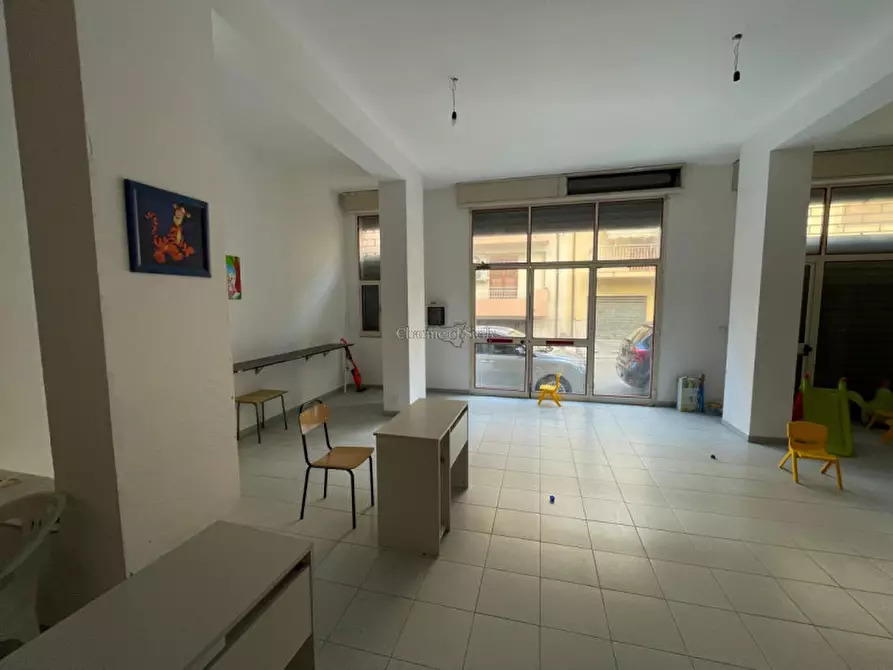 Immagine 8 di Ufficio in vendita  a Pozzallo