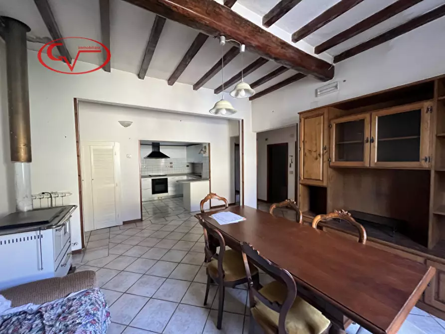 Immagine 1 di Casa indipendente in vendita  in Via della Ginestra a Cavriglia