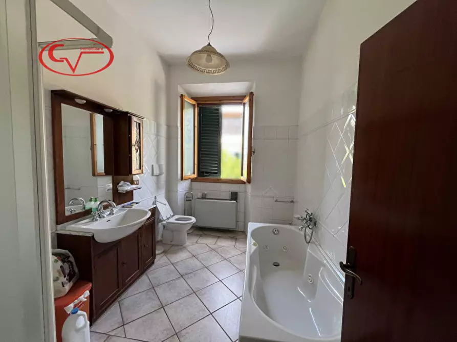 Immagine 10 di Casa indipendente in vendita  in Via della Ginestra a Cavriglia