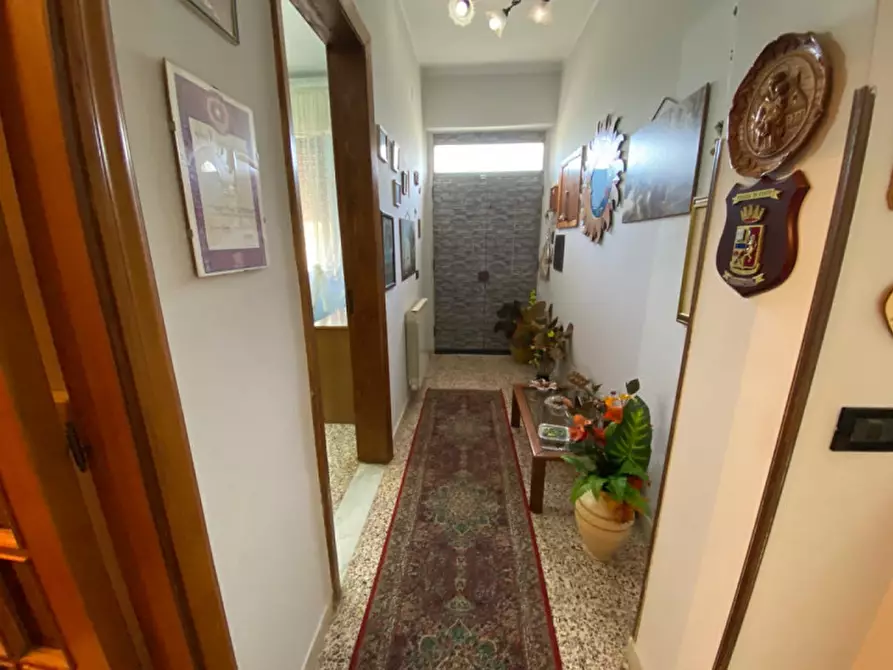 Immagine 2 di Villa in vendita  a Reggio Di Calabria