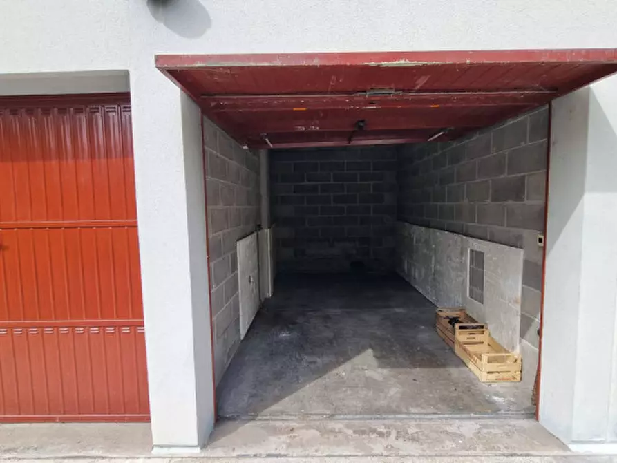 Immagine 16 di Appartamento in vendita  in Via G. Cesare a Carpi