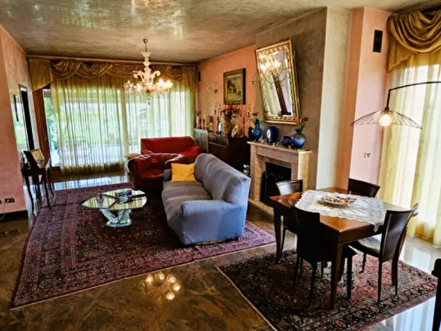 Immagine 9 di Villa in vendita  in via Monte Cengio a Vigonza