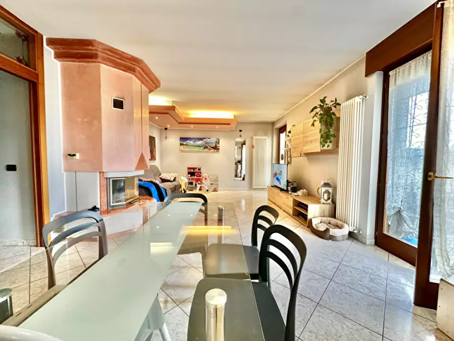 Immagine 2 di Appartamento in vendita  a Zimella