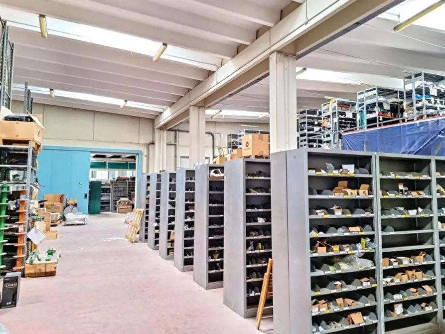 Immagine 13 di Capannone industriale in vendita  in Via delle Miniere, Elmas CA, Italia a Elmas