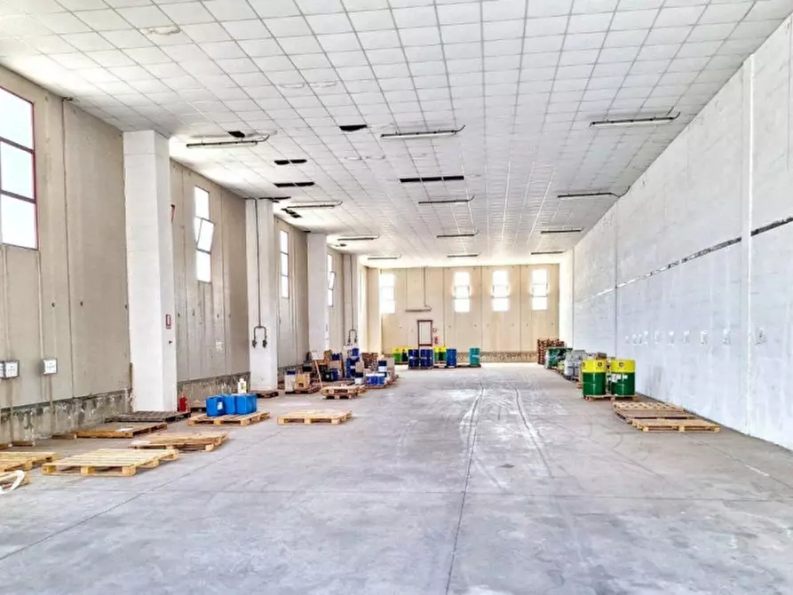 Immagine 18 di Capannone industriale in vendita  in Via delle Miniere, Elmas CA, Italia a Elmas
