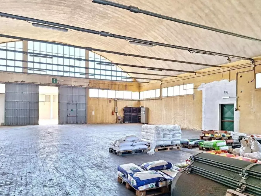 Immagine 25 di Capannone industriale in vendita  in Via delle Miniere, Elmas CA, Italia a Elmas