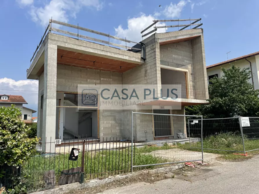 Immagine 11 di Villa in vendita  a Cassola