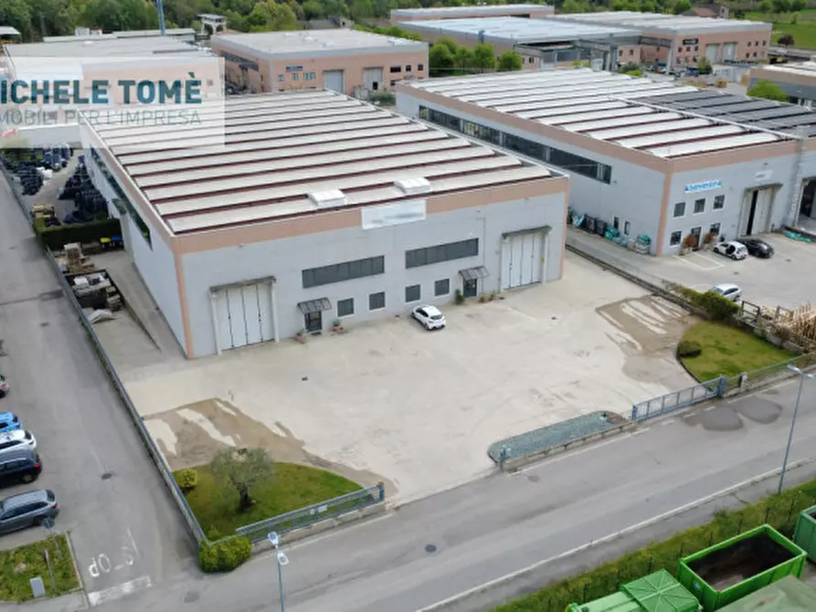 Immagine 2 di Capannone industriale in vendita  in via dei marmisti a Pastrengo