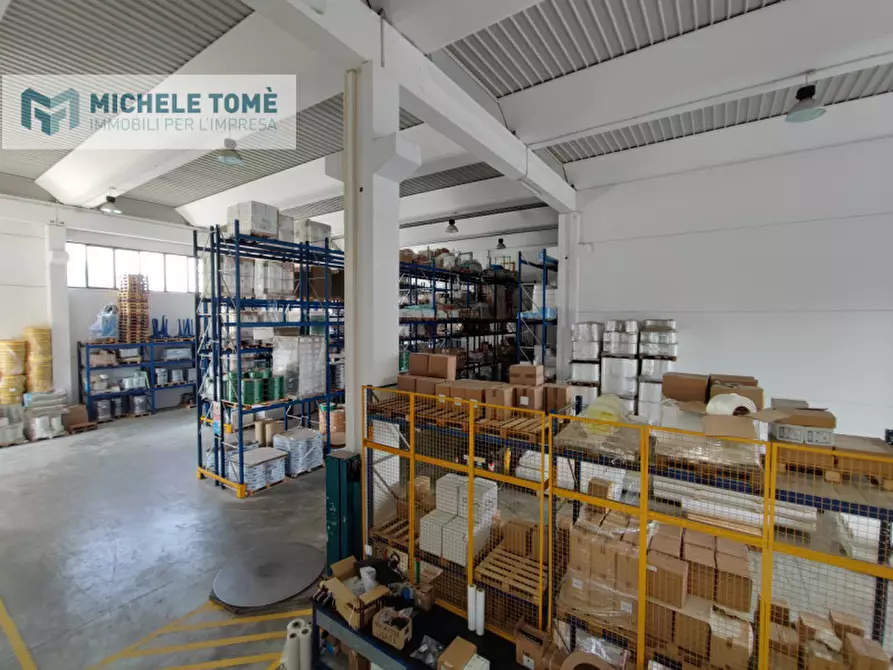 Immagine 19 di Capannone industriale in vendita  in via dei marmisti a Pastrengo