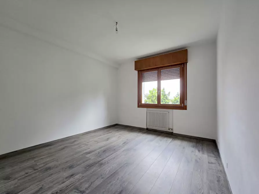 Immagine 11 di Appartamento in vendita  a Treviso