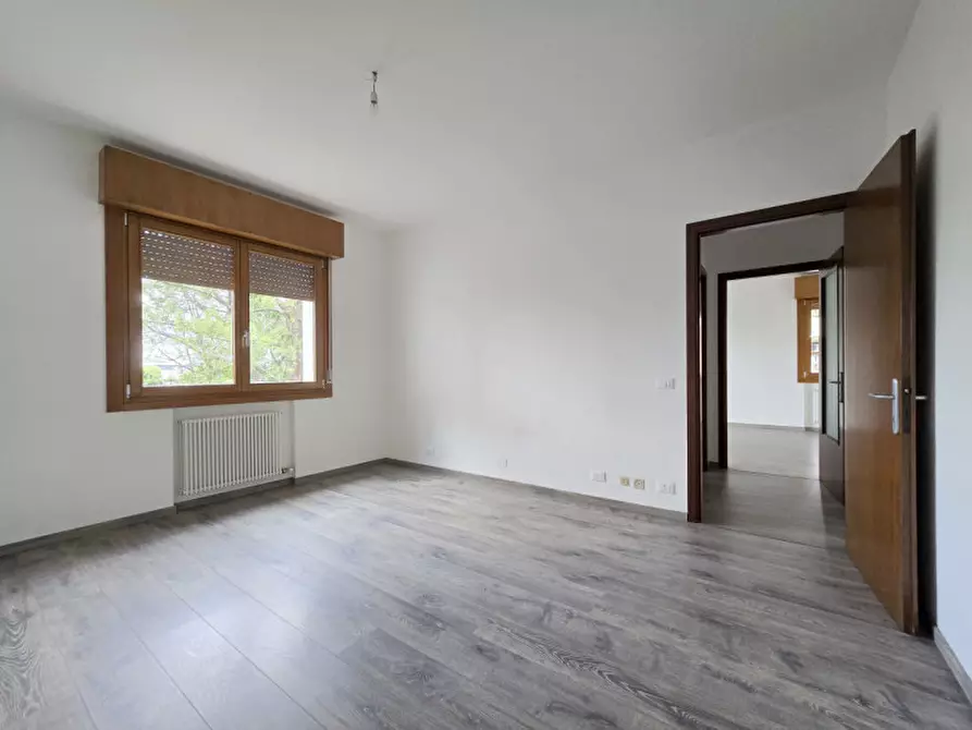 Immagine 13 di Appartamento in vendita  a Treviso