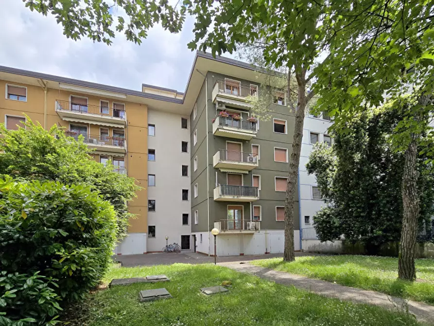 Immagine 21 di Appartamento in vendita  a Treviso