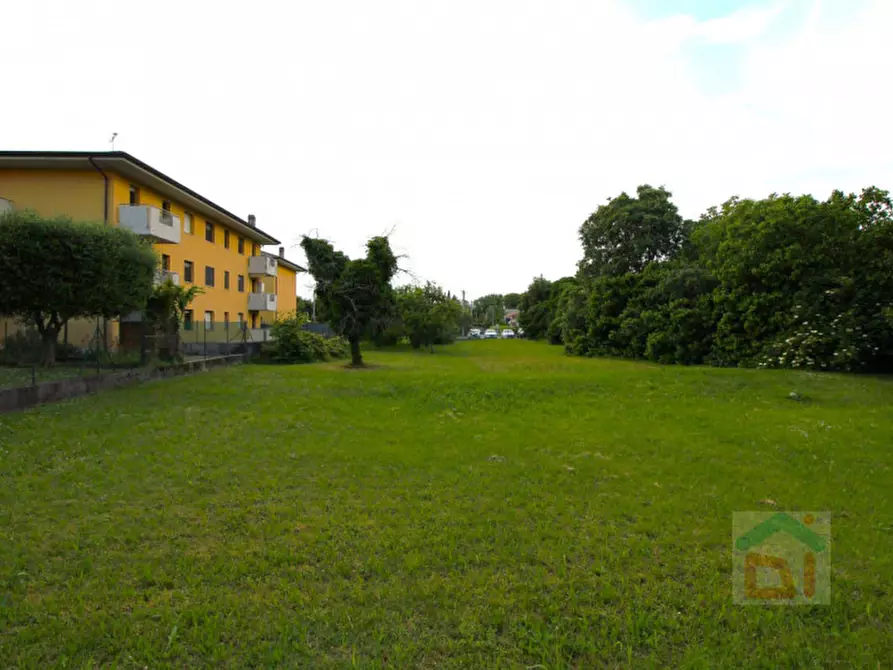 Immagine 16 di Terreno in vendita  in via degli Eroi 28 a Gradisca D'isonzo