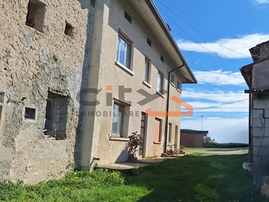 Immagine 4 di Casa indipendente in vendita  in Marostica Via Perozzi a Marostica