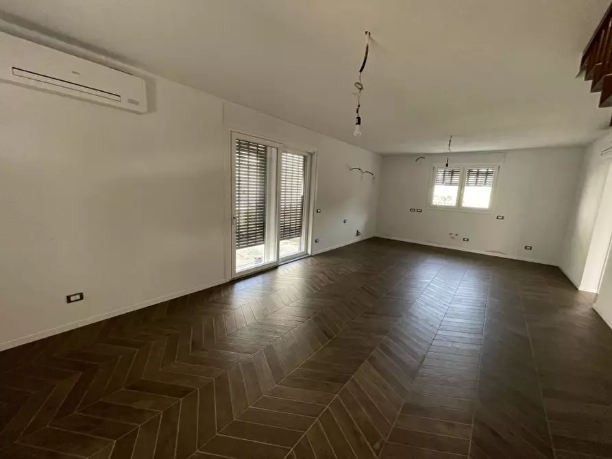 Immagine 7 di Casa bifamiliare in vendita  a Suzzara