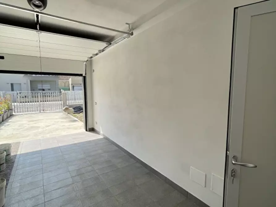 Immagine 18 di Casa bifamiliare in vendita  a Suzzara