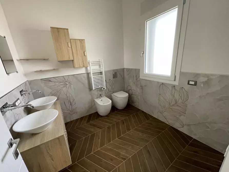 Immagine 25 di Casa bifamiliare in vendita  a Suzzara