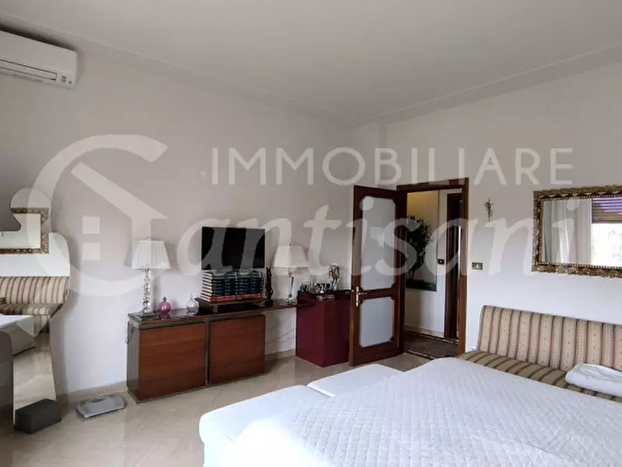 Immagine 11 di Appartamento in vendita  in Via Flavio Torello Baracchini a Firenze