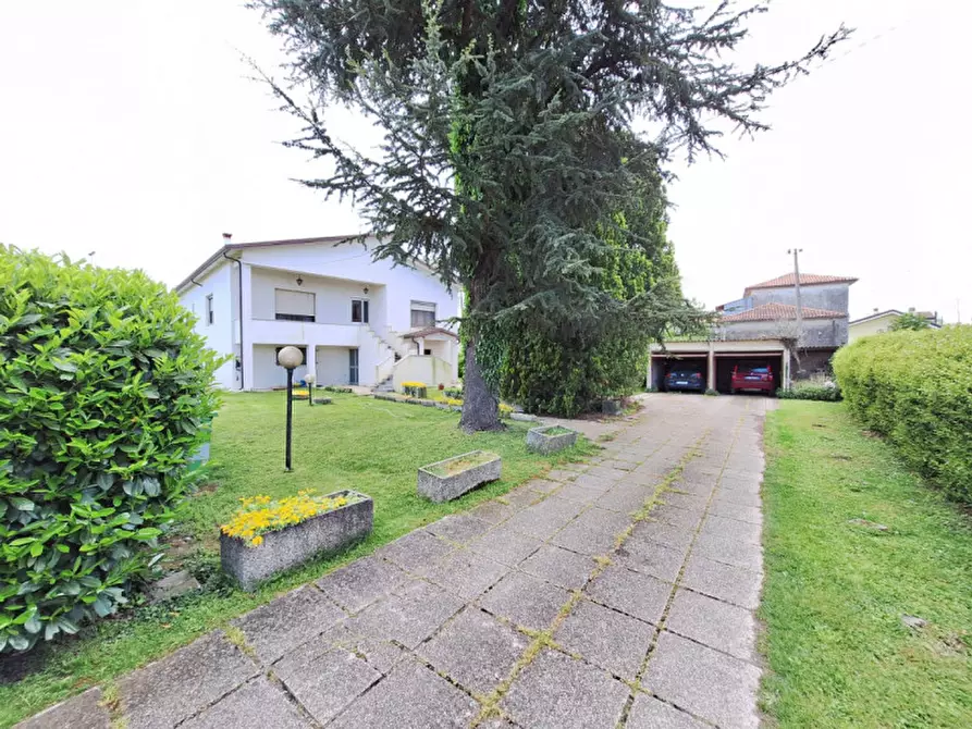 Immagine 3 di Casa indipendente in vendita  in Via Oroboni a Ceregnano