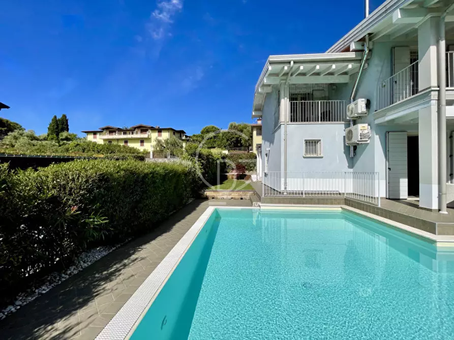 Immagine 5 di Villa in vendita  a Polpenazze Del Garda