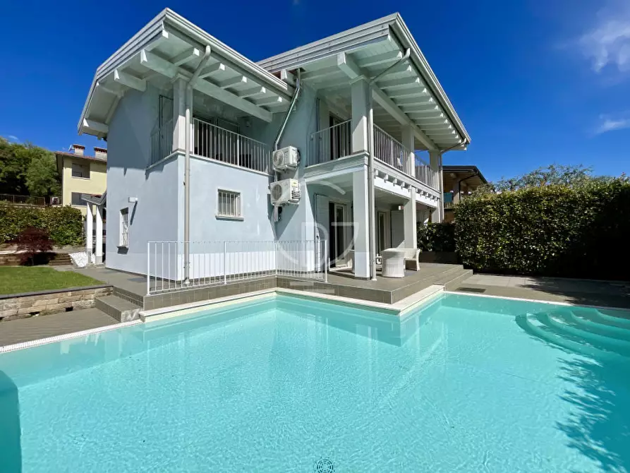 Immagine 7 di Villa in vendita  a Polpenazze Del Garda