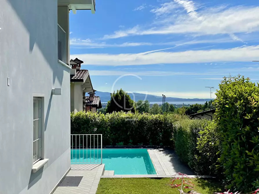 Immagine 8 di Villa in vendita  a Polpenazze Del Garda