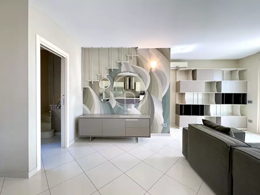 Immagine 15 di Villa in vendita  a Polpenazze Del Garda