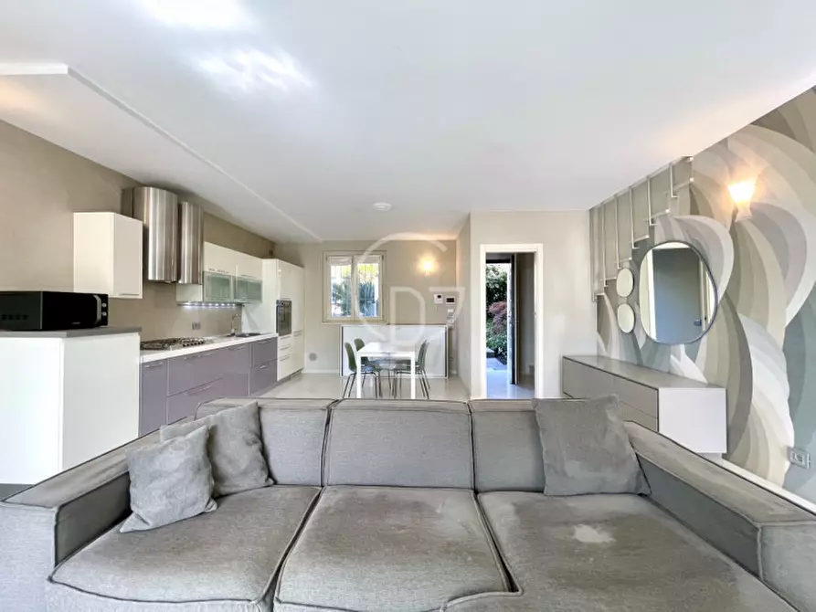 Immagine 16 di Villa in vendita  a Polpenazze Del Garda