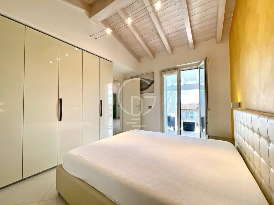 Immagine 21 di Villa in vendita  a Polpenazze Del Garda