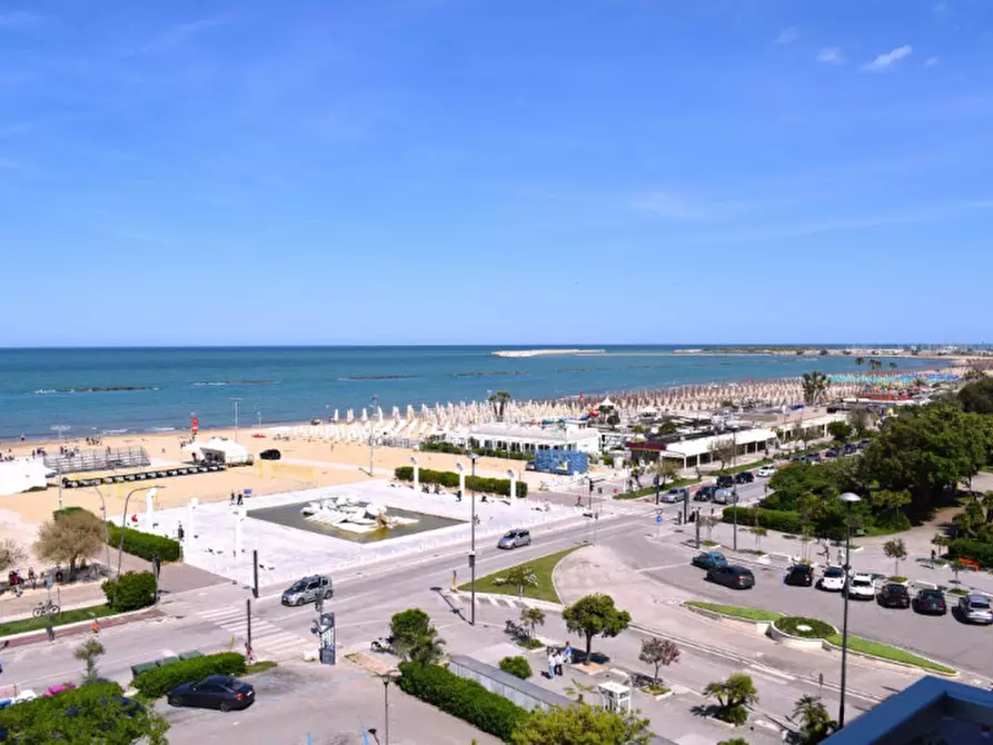 Immagine 2 di Appartamento in vendita  in Piazza Primo Maggio a Pescara