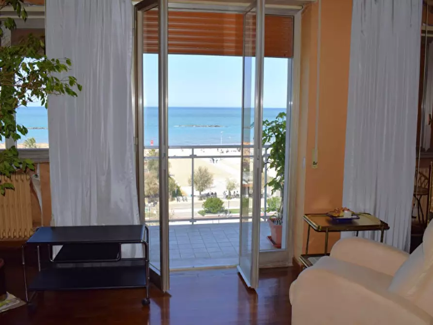 Immagine 8 di Appartamento in vendita  in Piazza Primo Maggio a Pescara