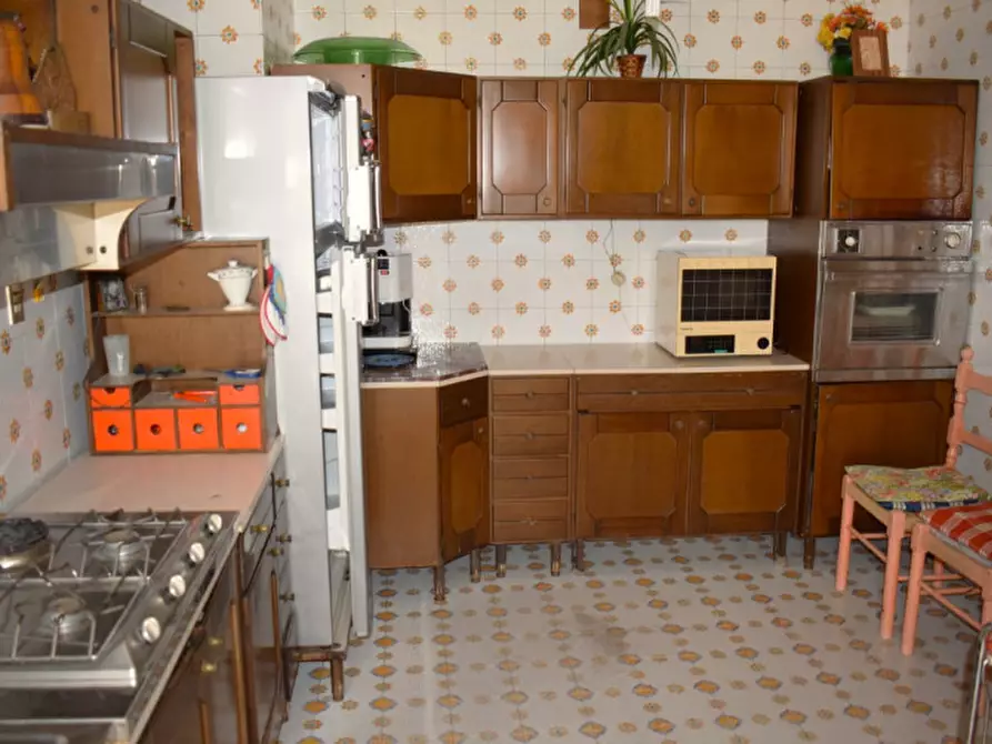 Immagine 11 di Appartamento in vendita  in Piazza Primo Maggio a Pescara