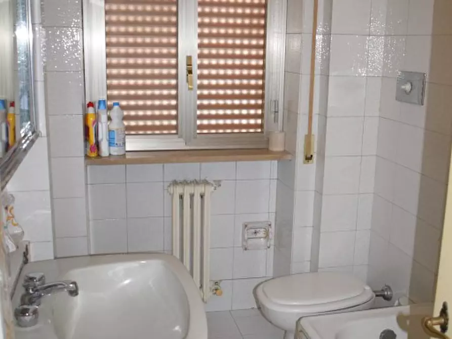 Immagine 16 di Appartamento in vendita  in Piazza Primo Maggio a Pescara