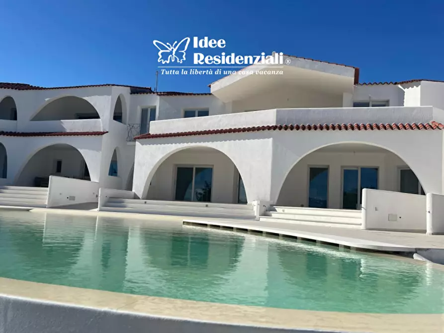 Immagine 2 di Appartamento in vendita  in via del Giglio a Olbia