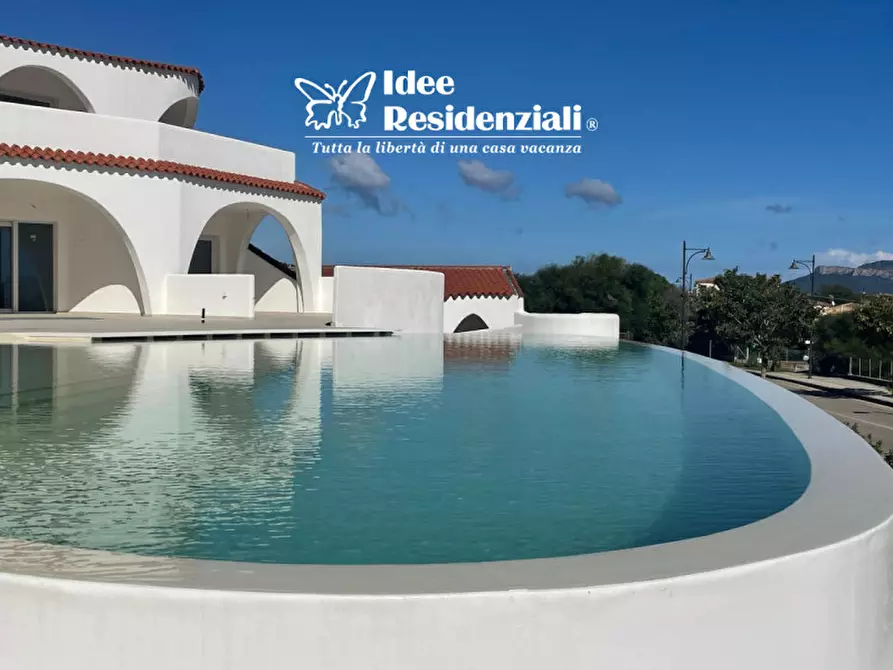 Immagine 3 di Appartamento in vendita  in via del Giglio a Olbia