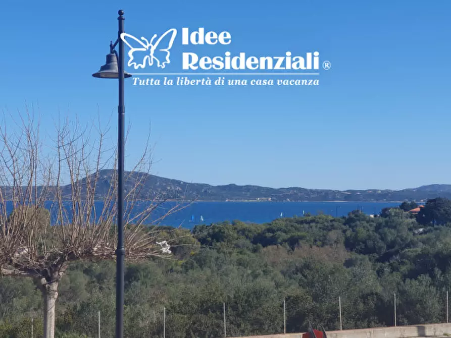 Immagine 4 di Appartamento in vendita  in via del Giglio a Olbia