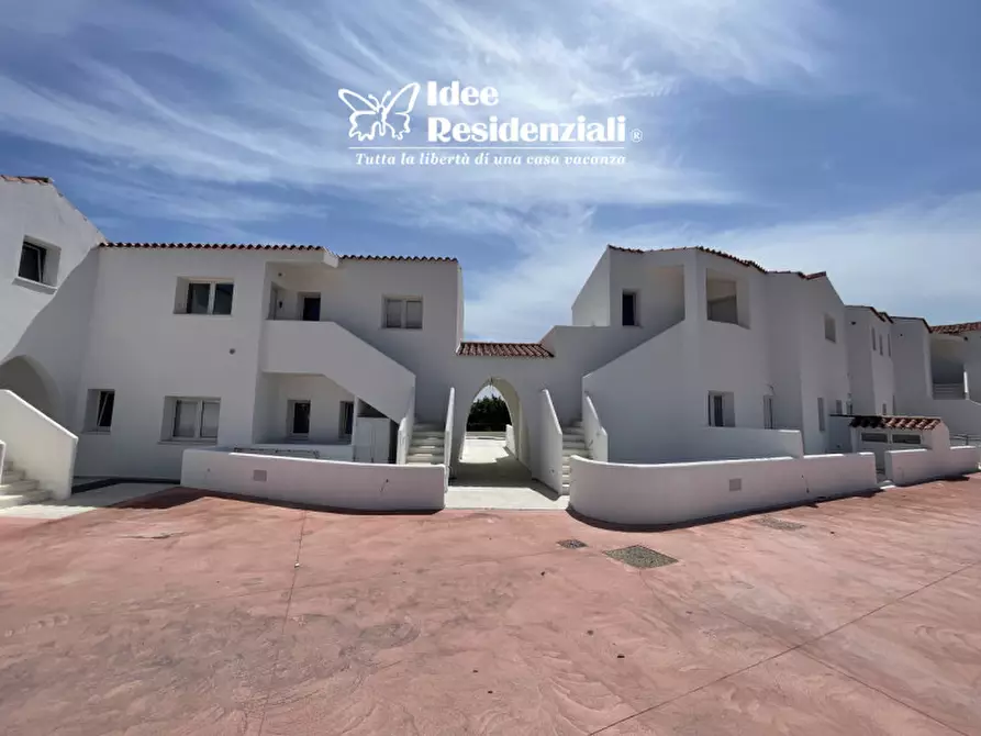 Immagine 12 di Appartamento in vendita  in via del Giglio a Olbia