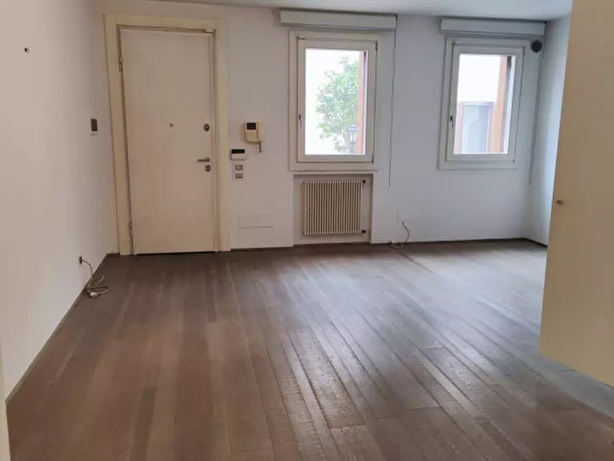 Immagine 2 di Appartamento in vendita  a Padova