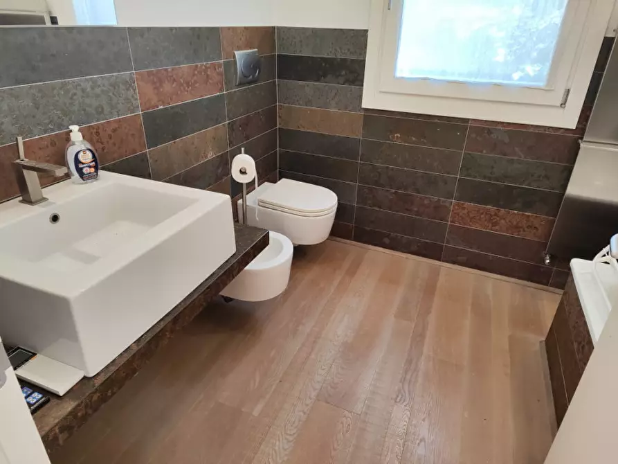 Immagine 40 di Appartamento in vendita  a Padova