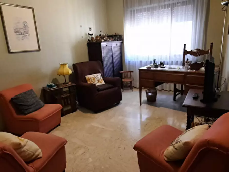 Immagine 5 di Appartamento in vendita  in Via Madonna dei cieli a Catanzaro