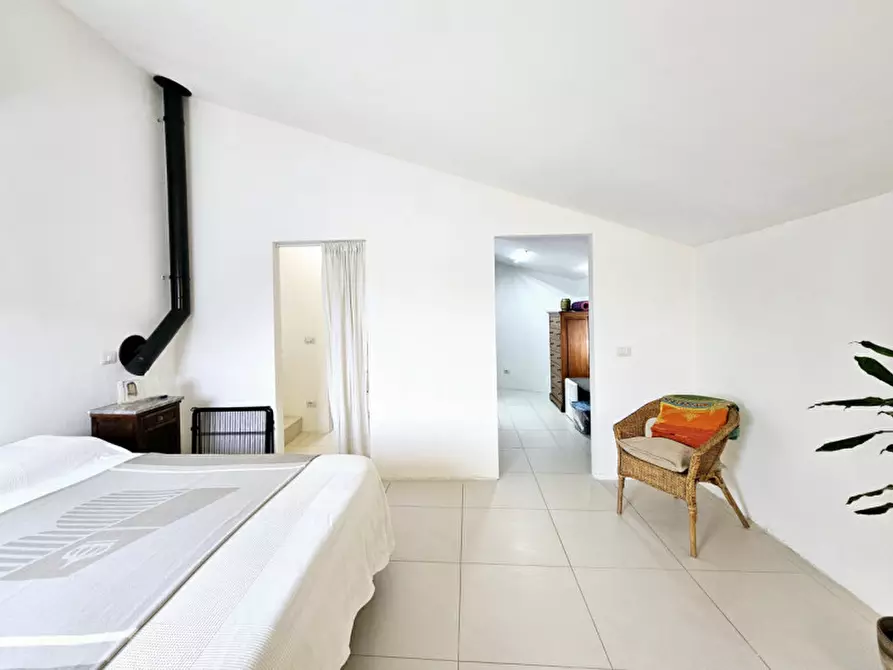 Immagine 16 di Casa indipendente in vendita  in VIA BROLO a Sant'urbano