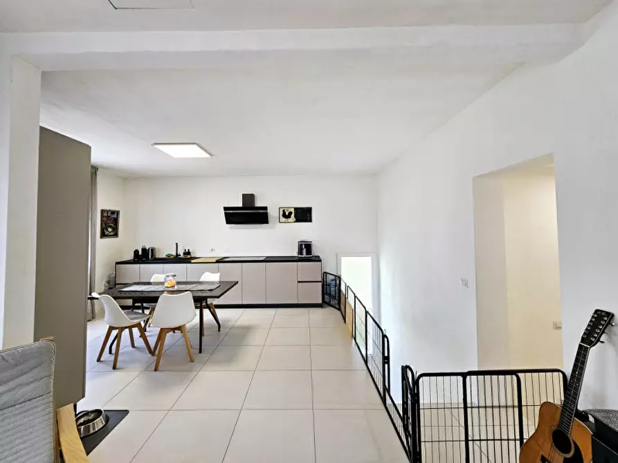 Immagine 18 di Casa indipendente in vendita  in VIA BROLO a Sant'urbano