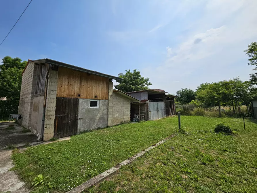Immagine 20 di Casa indipendente in vendita  in VIA BROLO a Sant'urbano