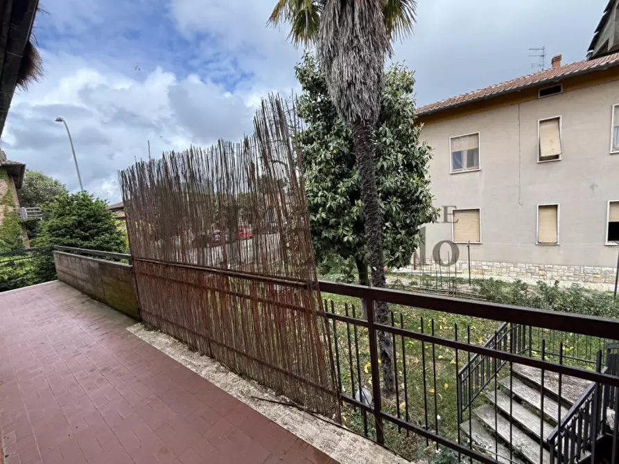 Immagine 30 di Casa indipendente in vendita  in Via Como a Montepulciano